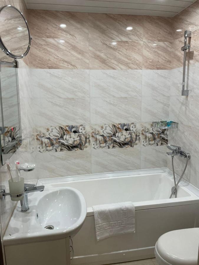 Anga Yerevan Hotel Zewnętrze zdjęcie