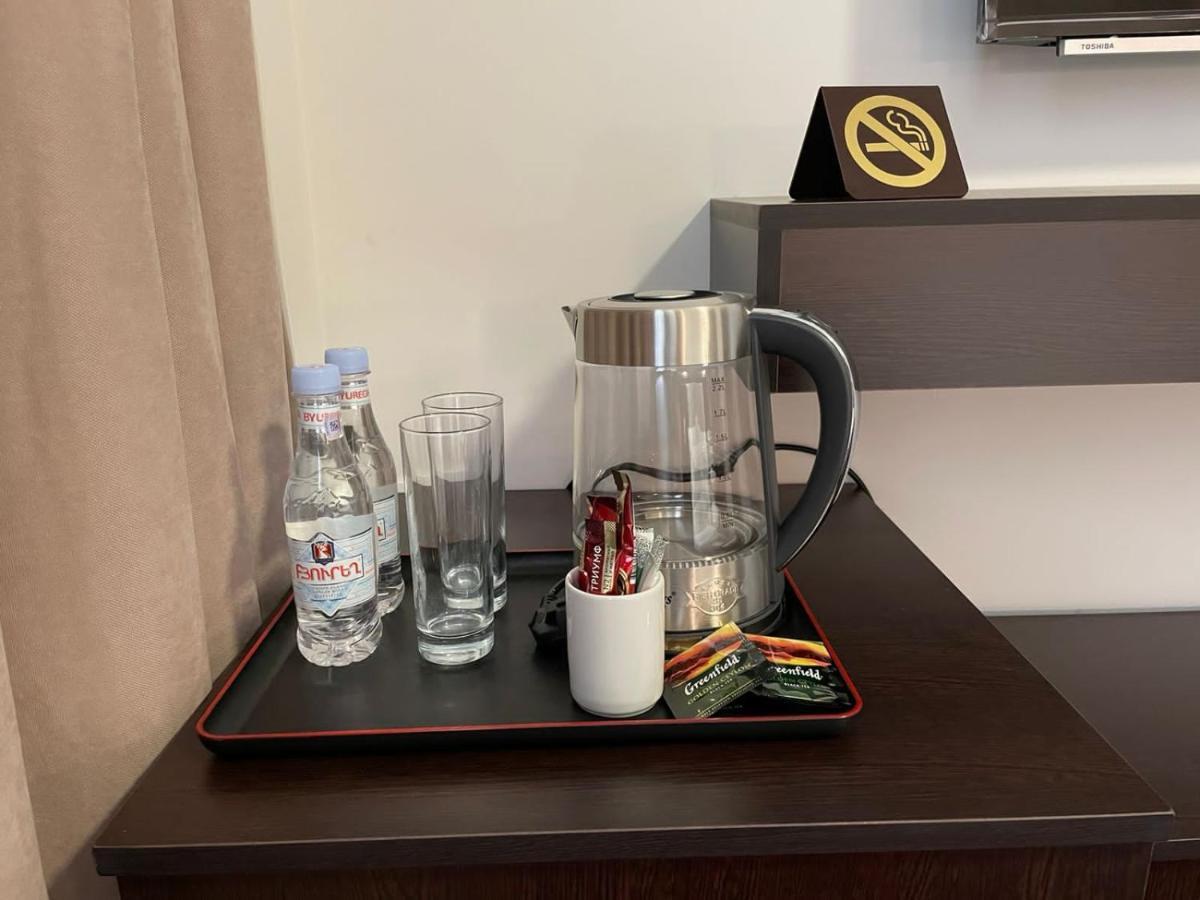 Anga Yerevan Hotel Zewnętrze zdjęcie